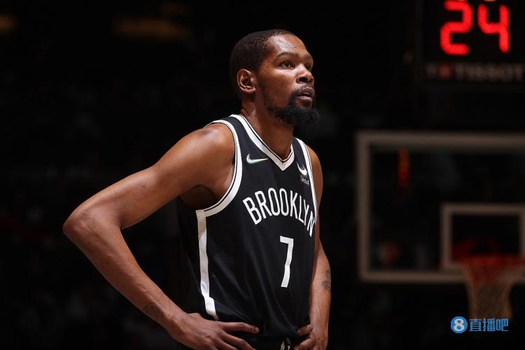 每体：DV9接近与米兰达成协议，巴萨已基本放弃引进前者（每体：DV9接近与米兰敲定加盟，巴萨基本放弃追逐）