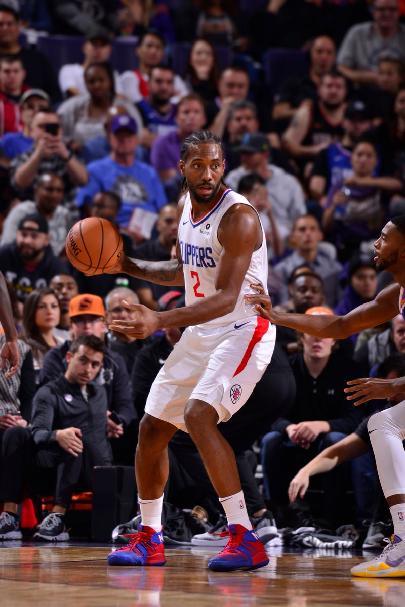 美媒：爱德华兹这场比赛就是打给扬尼斯看的，他在招募（美媒：爱德华兹此役专为扬尼斯而战，意在招募）