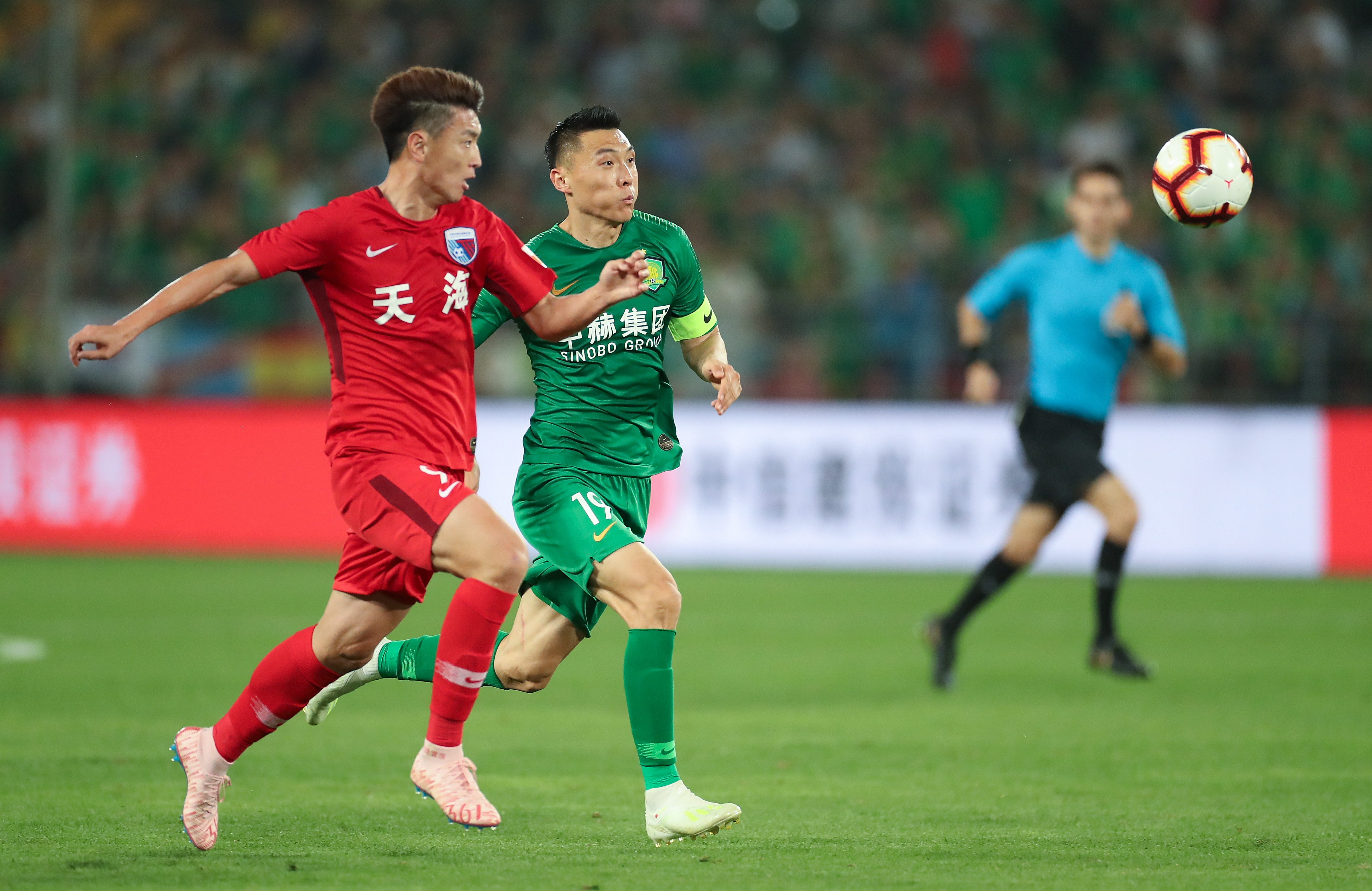 每体谈巴萨球员过圣诞：亚马尔不忘加练 球员将在12月29日归队（每体盘点巴萨将士圣诞动态：亚马尔假期坚持加练，球队将于12月29日集结归队）