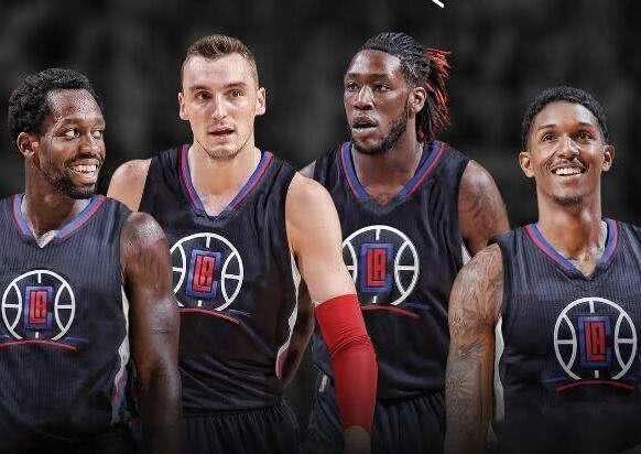 官方：传奇主帅希斯菲尔德等三人入选德国足球名人堂（德足名人堂再添新成员：希斯菲尔德等三人获官方入选）