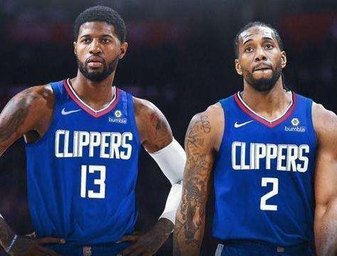 加比亚：这支球队在这赛季的团结使我们能够克服困难（加比亚：本季的团队凝聚力让我们挺过难关）