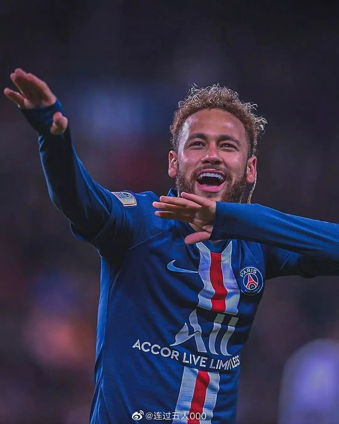 迈阿密国际联合主席：我说梅西是史上最佳球员，老板说那就签下他（迈阿密国际联合主席：我称梅西史上最佳，老板当场拍板签下他）