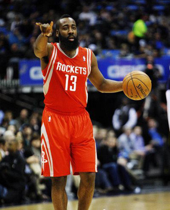 澳超半场：塔普破僵，图雷扳平，中央海岸水手1-1悉尼FC（澳超半场战报：塔普先开纪录，图雷回敬一球，中央海岸水手暂1-1悉尼FC）