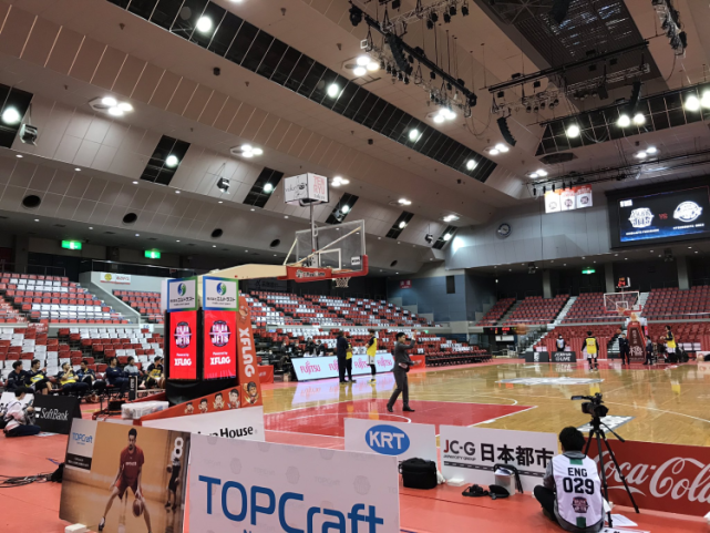 名记：姆巴佩告诉老弗爷，维尼修斯更关注球迷而不是场上表现（名记称：姆巴佩告知弗洛伦蒂诺，维尼修斯更在意球迷而非比赛表现）