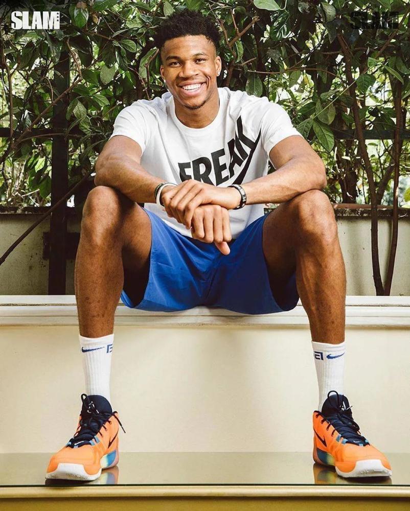 维埃里：现在拿皮奥和其他人比较毫无意义，应该让他安心踢球（维埃里：别再拿皮奥和别人比较了，让他专心踢球吧）